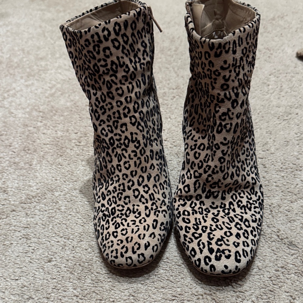 Leopard Print Women’s Ankle Boots - Beige Black